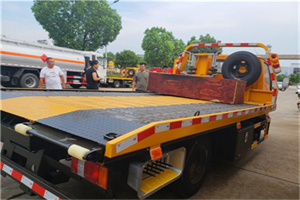 南宁附近拖车电话号码服务